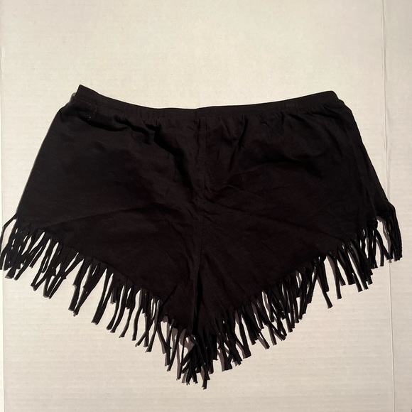 Women freaky fringe short - Picture 2 of 2